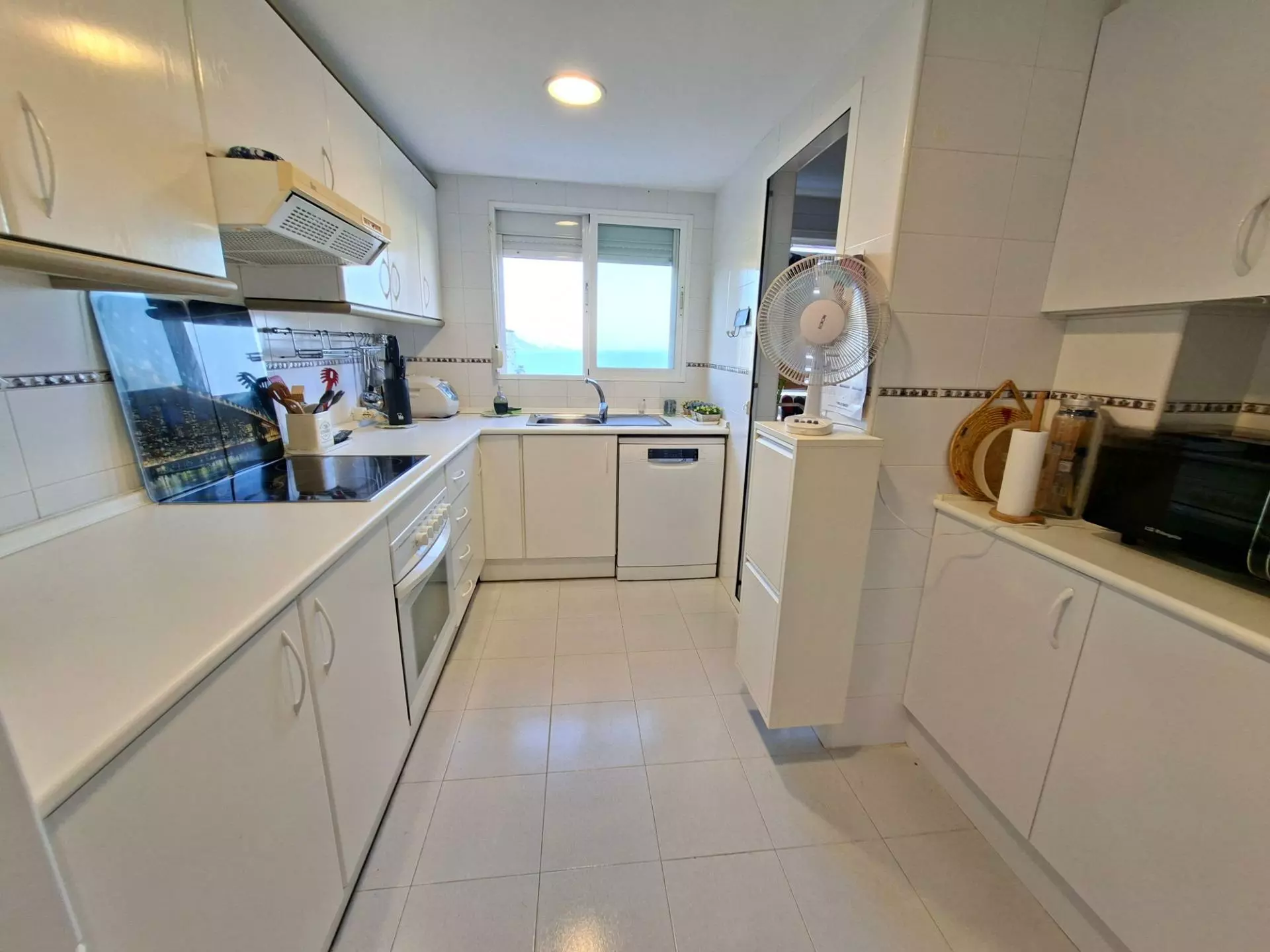 2-bedroom Apartment In El Campello, Spain (90 M²)