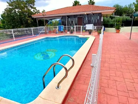 3-bedroom Villa In Murcia, Spain (800 M²)
