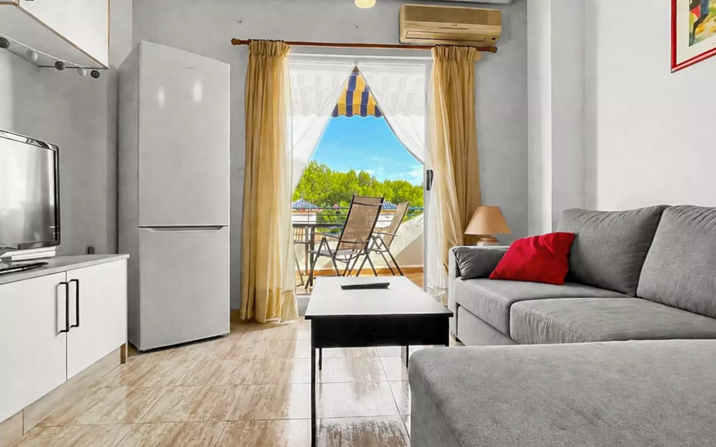2-bedroom Apartment In Pilar De La Horadada, Spain (68 M²)