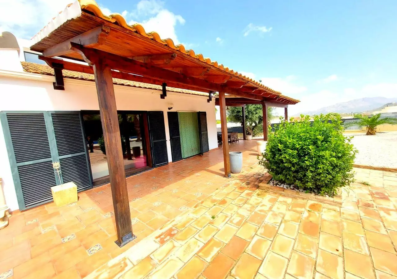 7-bedroom Villa In Murcia, Spain (400 M²)