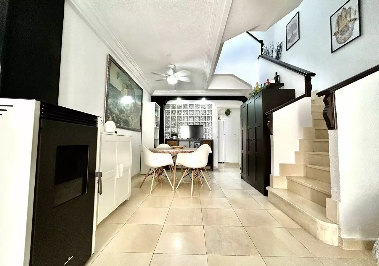 4-bedroom House In Formentera Del Segura, Spain (207 M²)