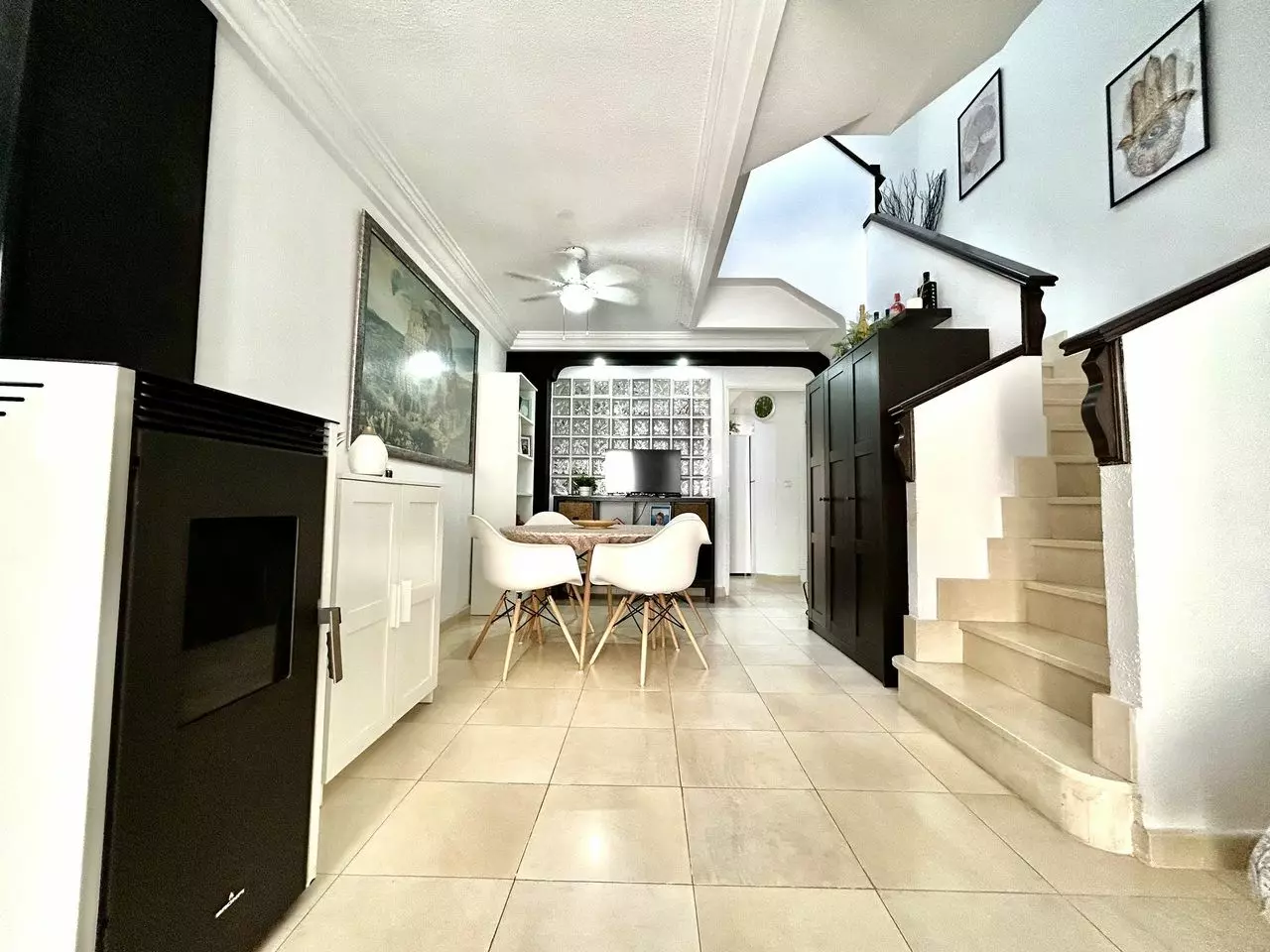 4-bedroom House In Formentera Del Segura, Spain (207 M²)