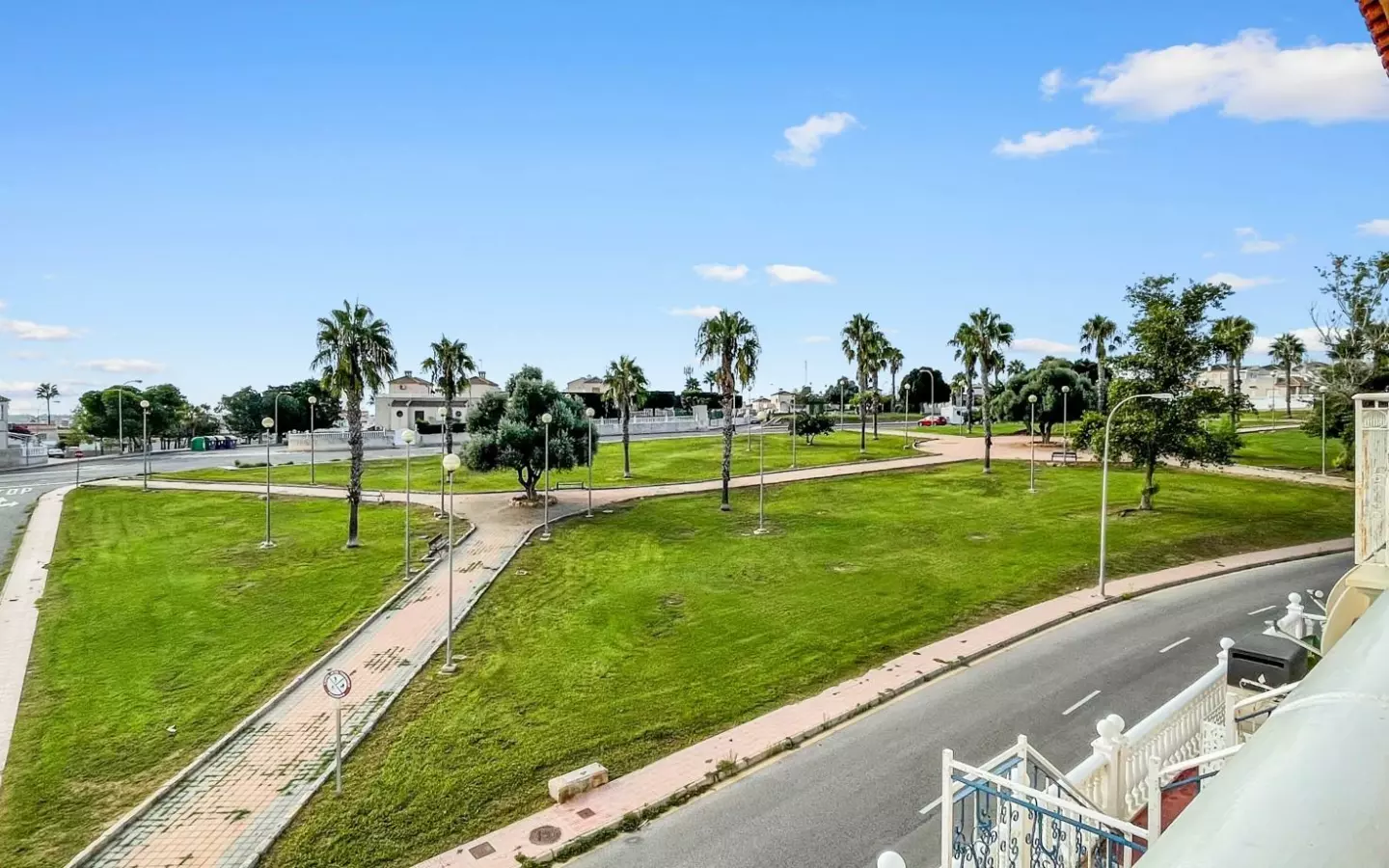 2-bedroom Apartment In Torrevieja, Spain (75 M²)