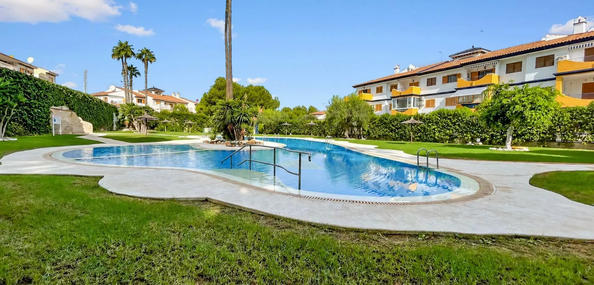 2-6-48256c 2-bedroom Apartment In Pilar De La Horadada, Spain (68 M²)