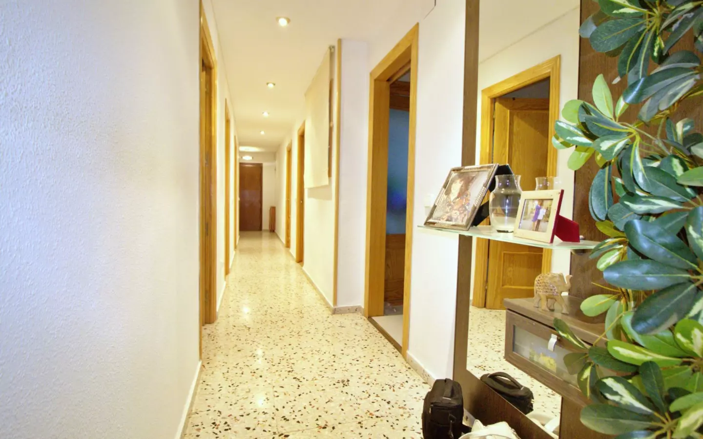 3-bedroom Apartment In Alicante, Spain (107 M²)