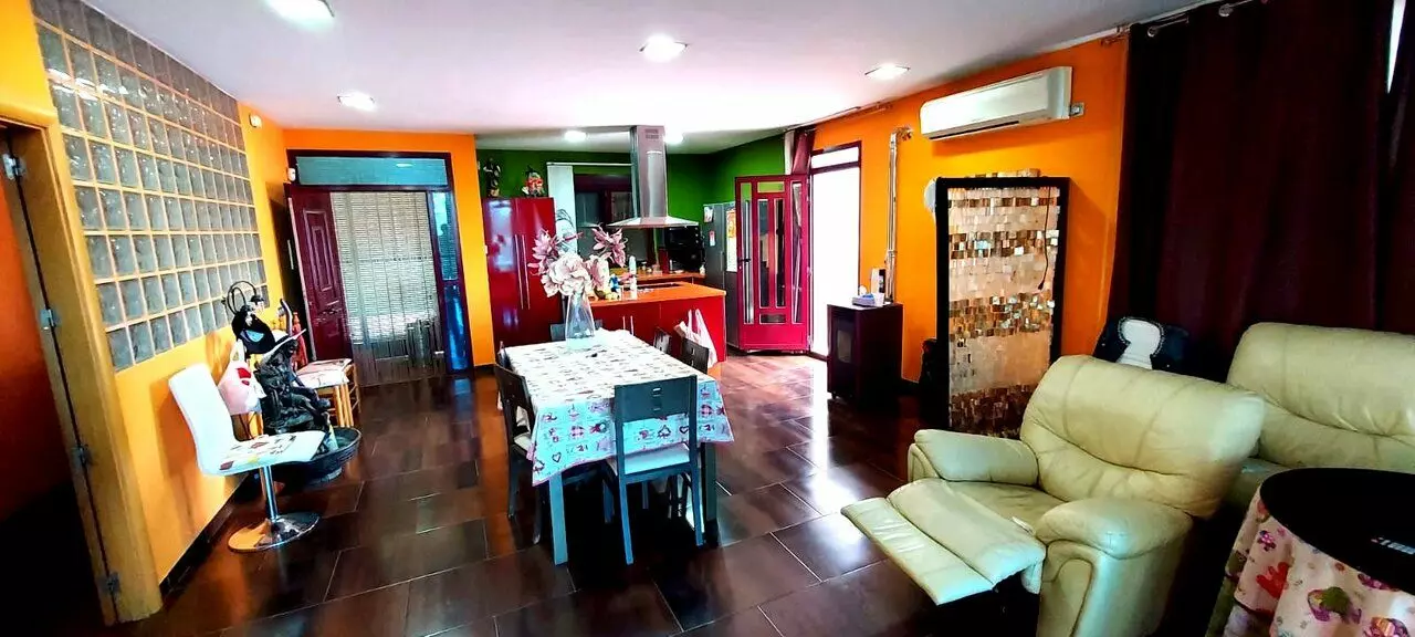 3-bedroom Villa In Murcia, Spain (800 M²)