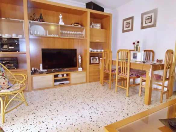 3-bedroom Apartment In Alicante, Spain (107 M²)
