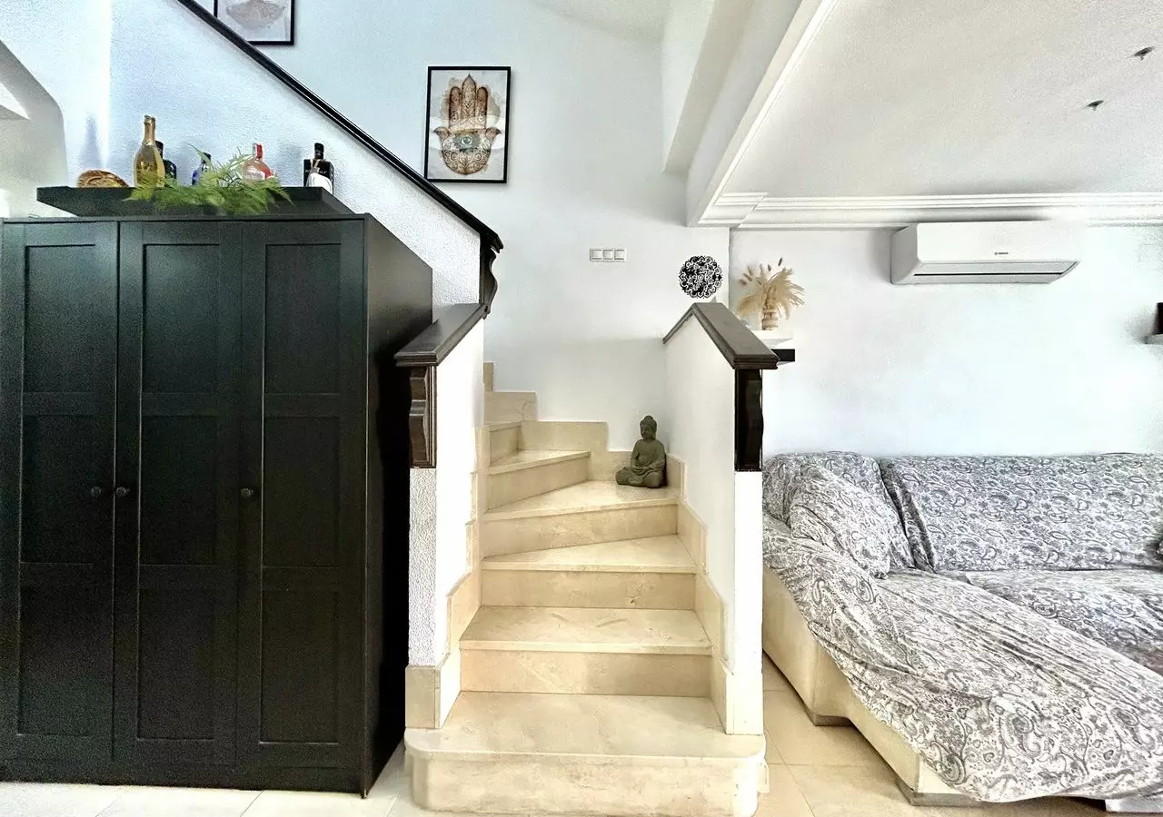 4-bedroom House In Formentera Del Segura, Spain (207 M²)