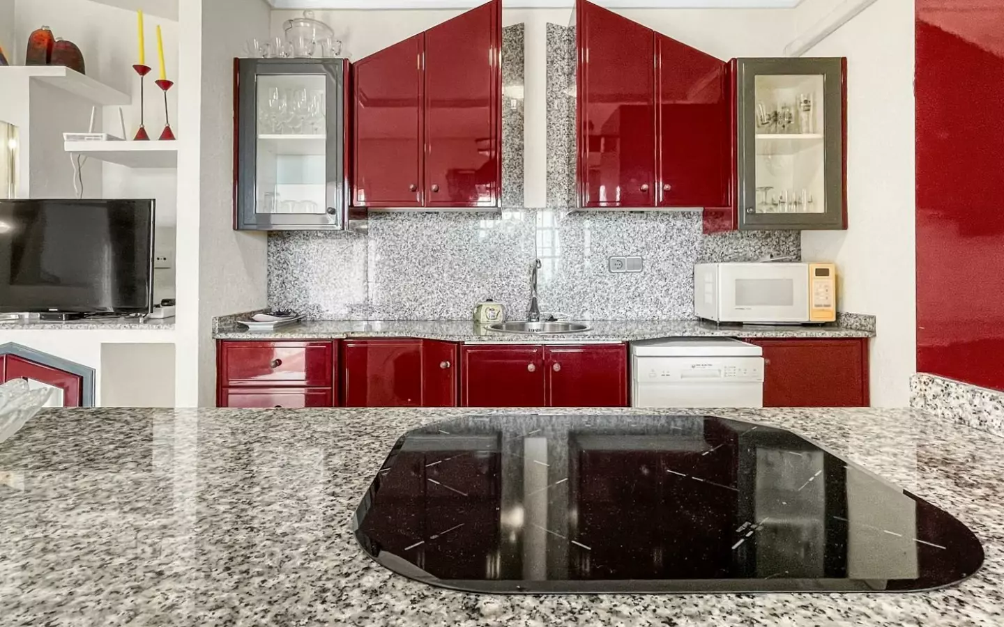 2-bedroom Apartment In Torrevieja, Spain (75 M²)