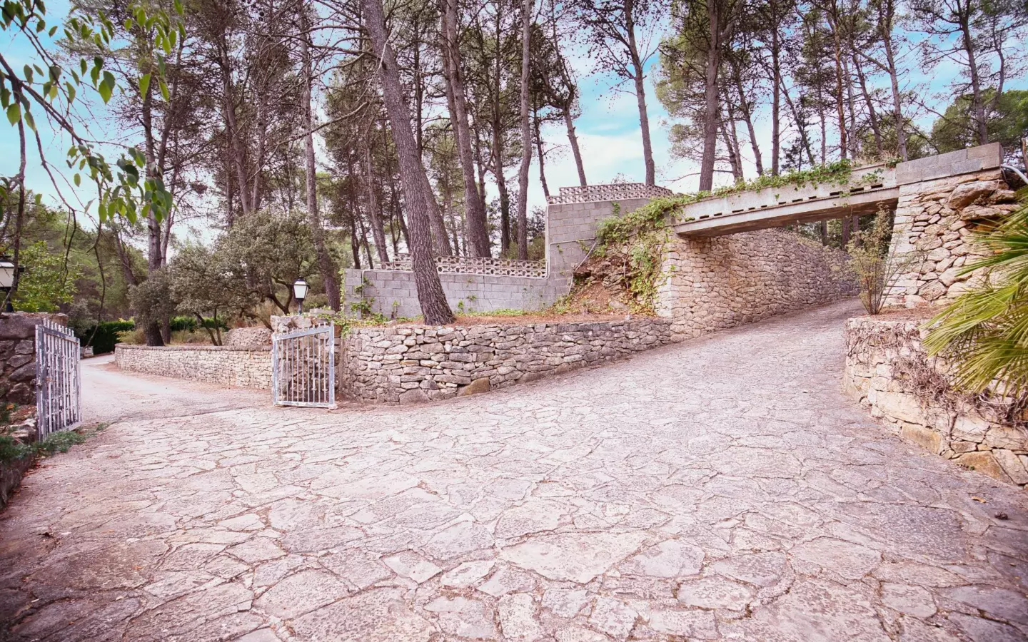 5-bedroom Villa In Alcoy – Alcoi, Spain (430 M²)