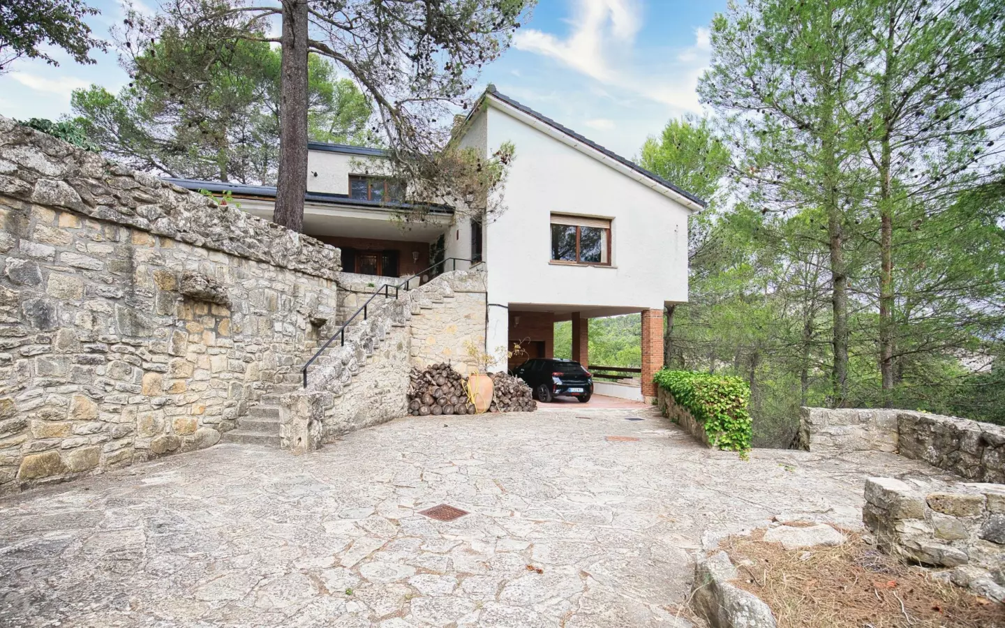 5-bedroom Villa In Alcoy – Alcoi, Spain (430 M²)