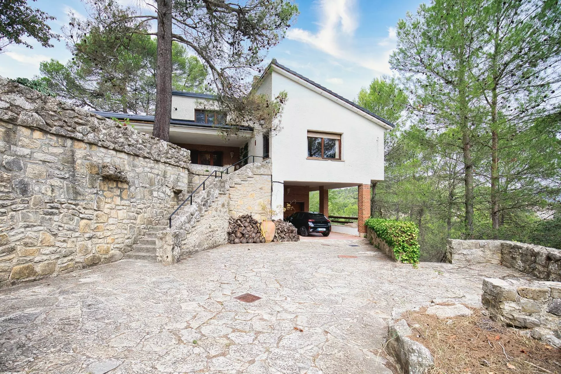 5-bedroom Villa In Alcoy – Alcoi, Spain (430 M²)