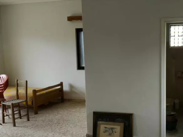 Detached House In Salamina, Greece (42 M²)