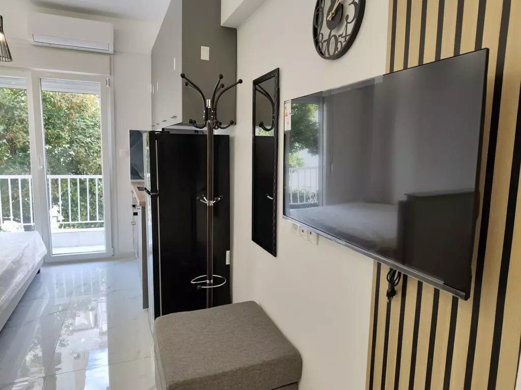 Flat In Pylea, Greece (25 M²)
