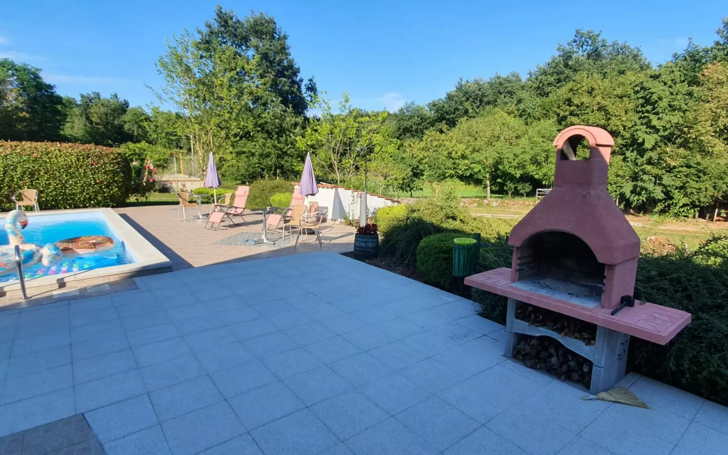 9-bedroom Detached House In Križanci, Croatia (630 M²)
