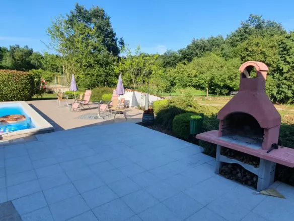 9-bedroom Detached House In Križanci, Croatia (630 M²)