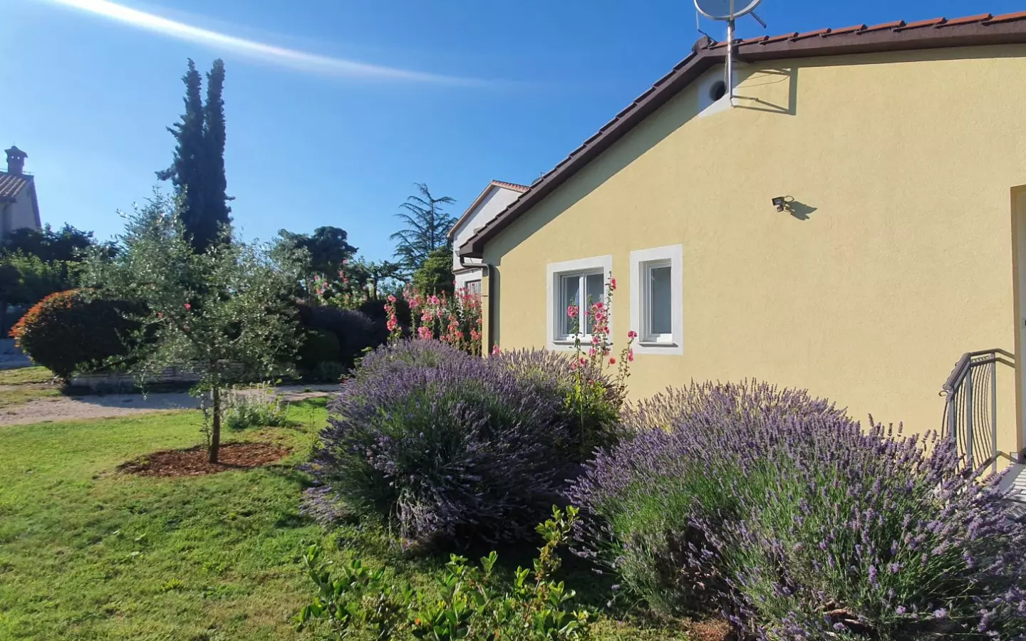 9-bedroom Detached House In Križanci, Croatia (630 M²)