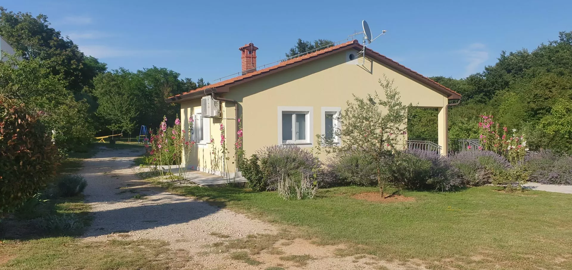 original_1594116338_20200704_181147-0aee7e 9-bedroom Detached House In Križanci, Croatia (630 M²)