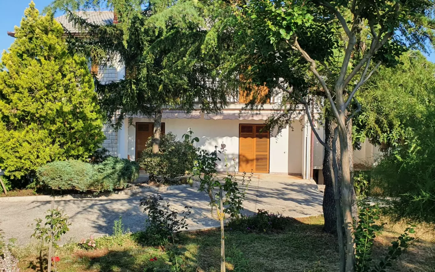9-bedroom Detached House In Križanci, Croatia (630 M²)