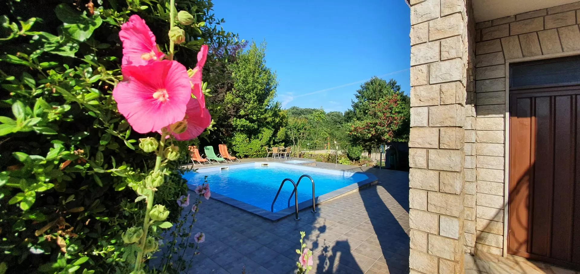 original_1594116477_20200704_181508-3fd54e 9-bedroom Detached House In Križanci, Croatia (630 M²)