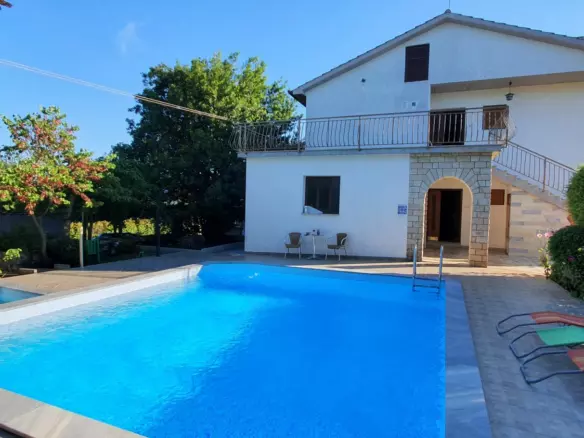 9-bedroom Detached House In Križanci, Croatia (630 M²)