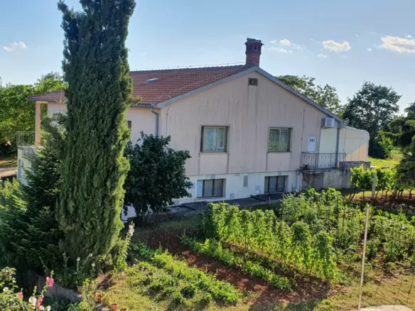 9-bedroom Detached House In Križanci, Croatia (630 M²)