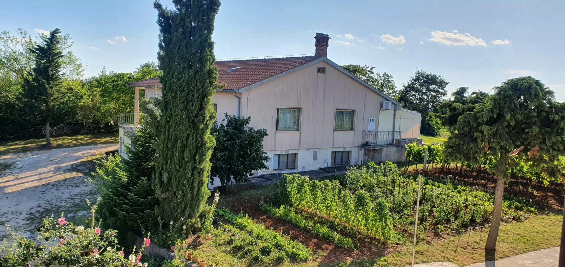original_1594116568_20200704_181716-e9c125 9-bedroom Detached House In Križanci, Croatia (630 M²)