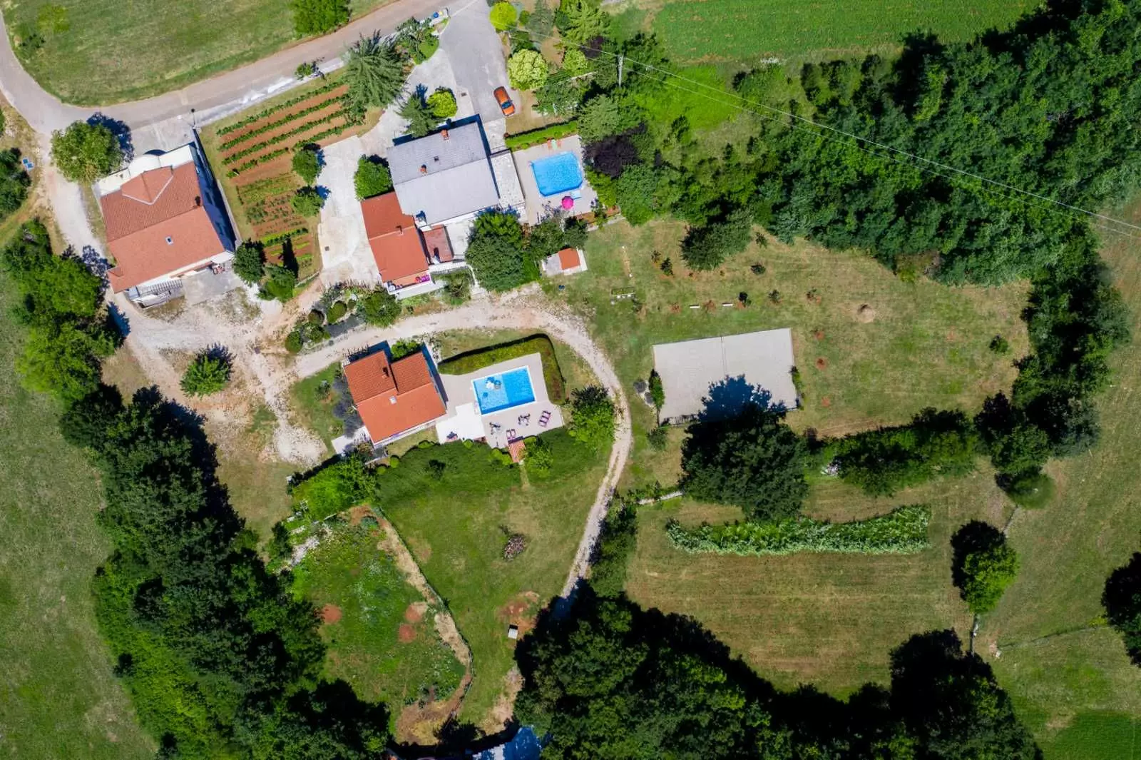 original_1594116613_img-1fca3eadd488dd2865dd796675ce1284-v-7a81e3 9-bedroom Detached House In Križanci, Croatia (630 M²)