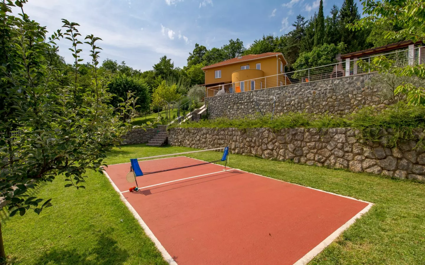 5-bedroom Villa In Veprinac, Croatia (200 M²)