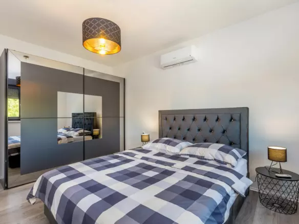 4-bedroom Villa In Gostinjac, Croatia (167 M²)
