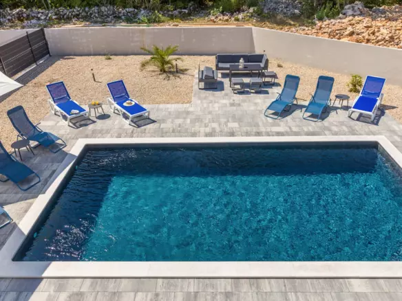 4-bedroom Villa In Gostinjac, Croatia (167 M²)