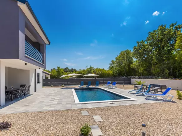 4-bedroom Villa In Gostinjac, Croatia (167 M²)