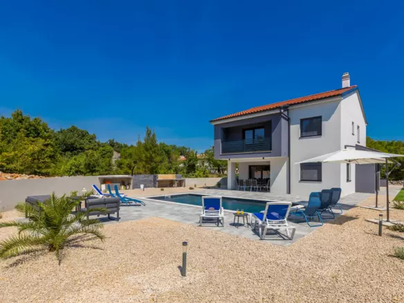 4-bedroom Villa In Gostinjac, Croatia (167 M²)