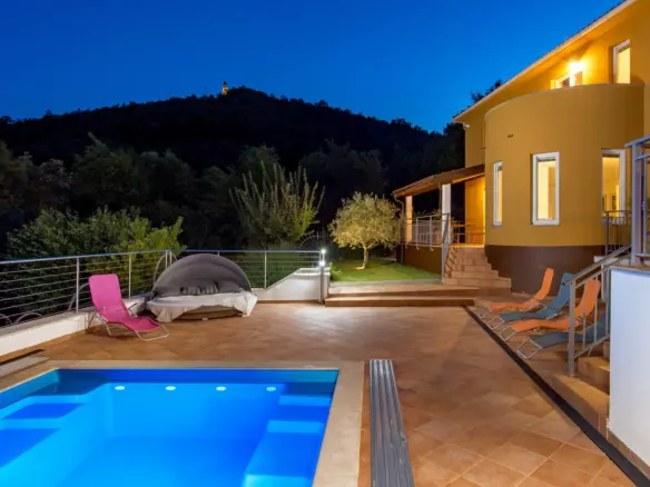 5-bedroom Villa In Veprinac, Croatia (200 M²)