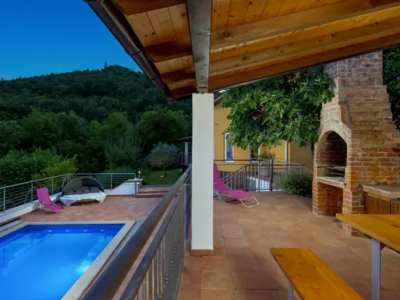 5-bedroom Villa In Veprinac, Croatia (200 M²)