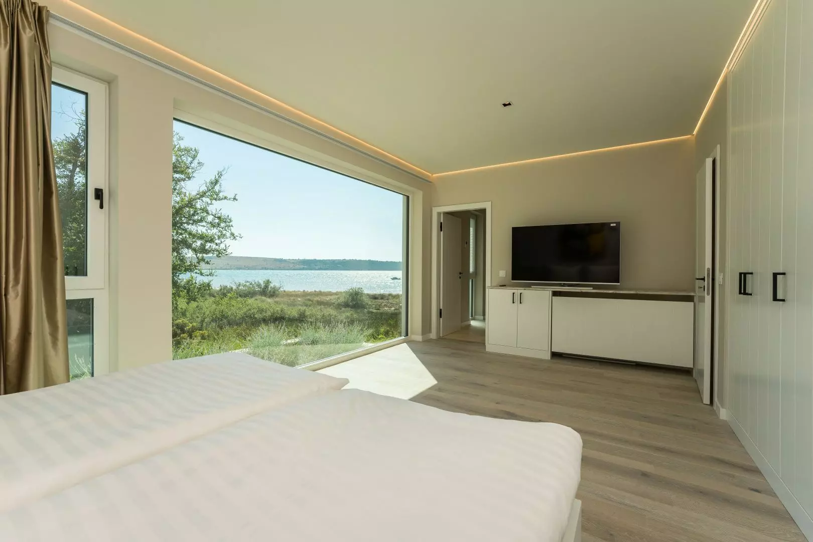 3-bedroom Villa In Ljubač, Croatia (316 M²)