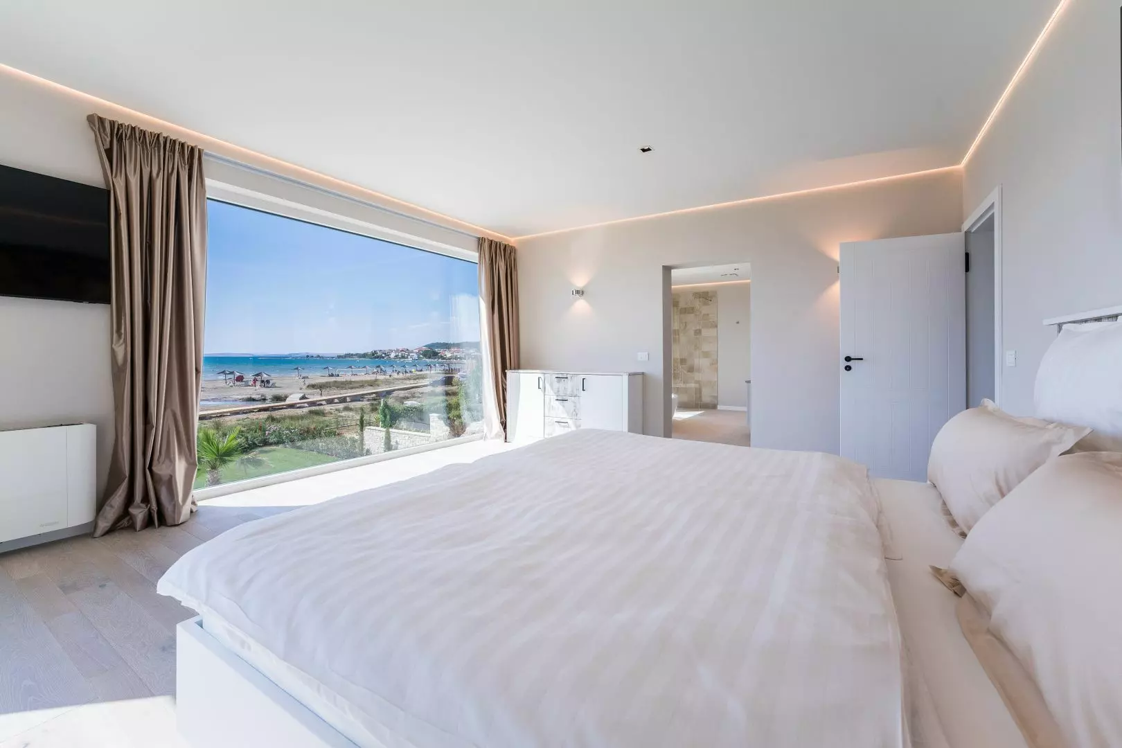 3-bedroom Villa In Ljubač, Croatia (316 M²)