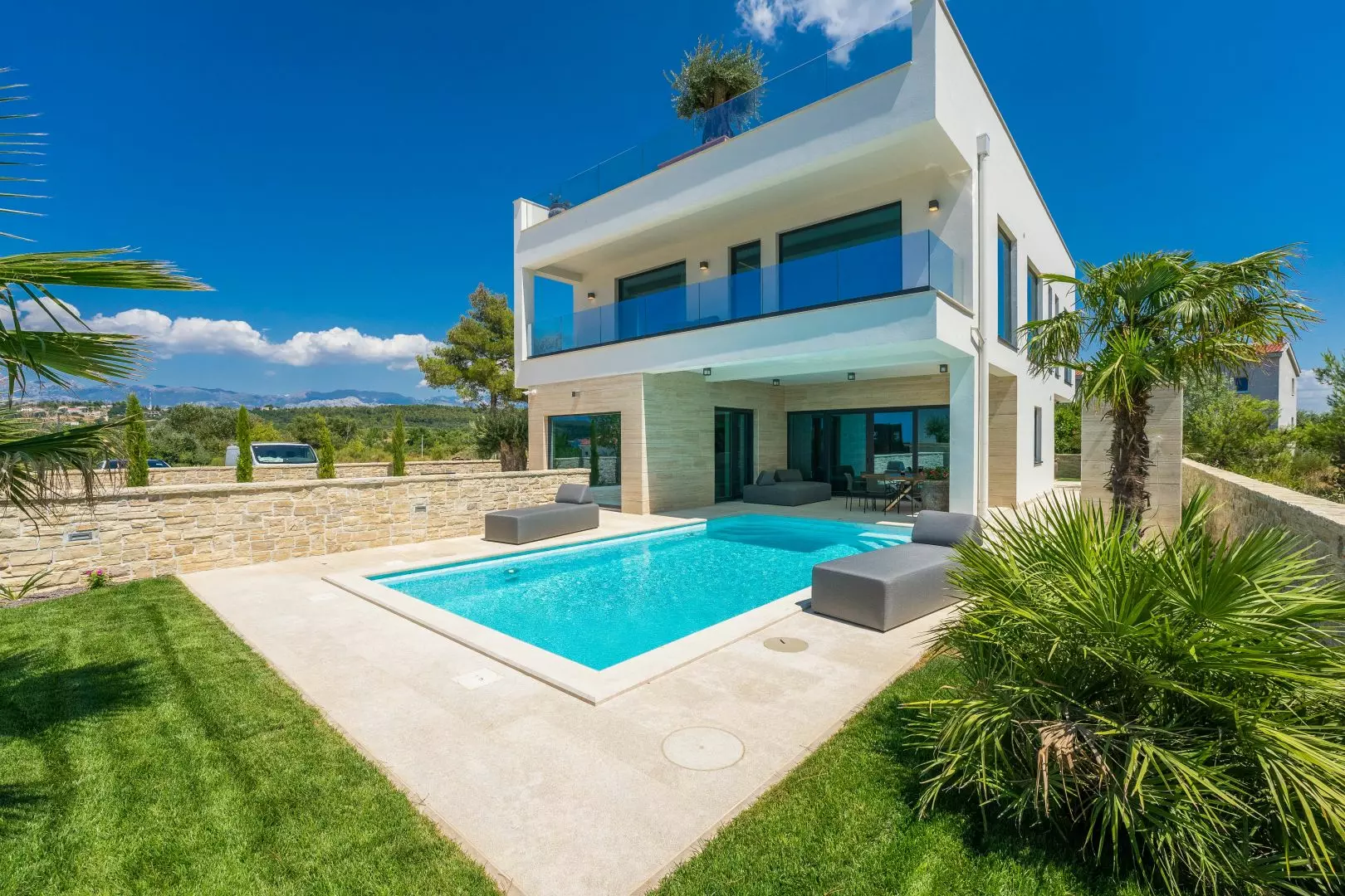 3-bedroom Villa In Ljubač, Croatia (330 M²)