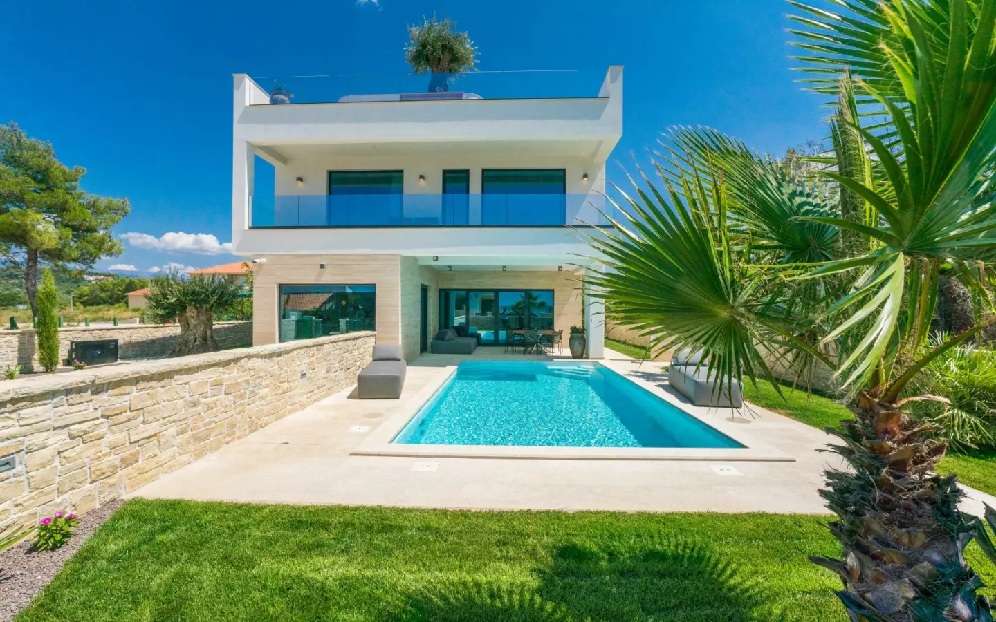3-bedroom Villa In Ljubač, Croatia (330 M²)