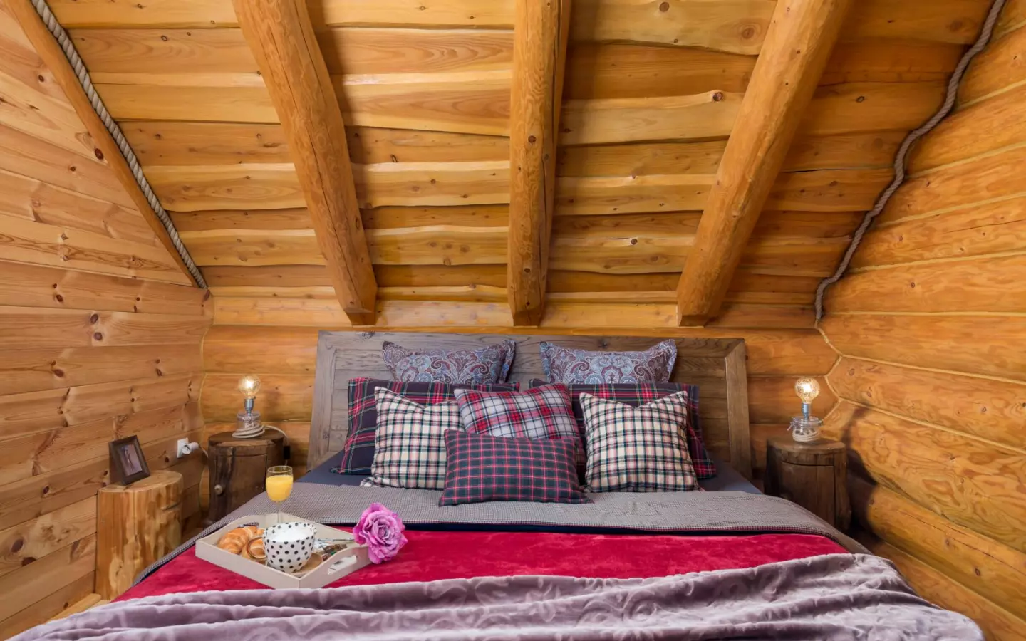 2-bedroom Villa In Kupjak, Croatia (220 M²)