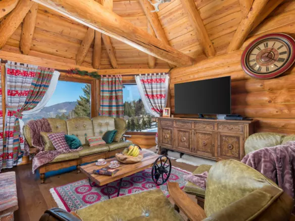 2-bedroom Villa In Kupjak, Croatia (220 M²)
