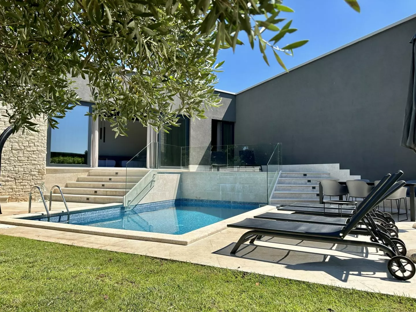 3-bedroom Villa In Umag, Croatia (200 M²)