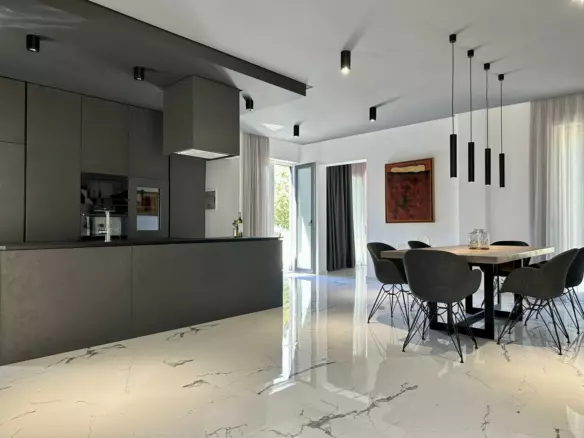3-bedroom Villa In Umag, Croatia (200 M²)