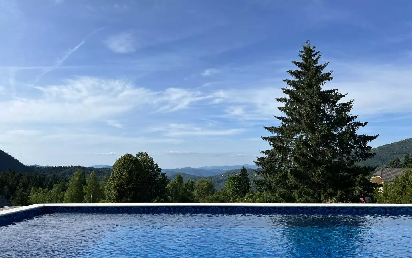 2-bedroom Villa In Kupjak, Croatia (220 M²)