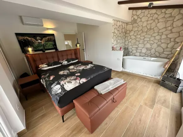 4-bedroom Villa In Poljane, Croatia (328 M²)