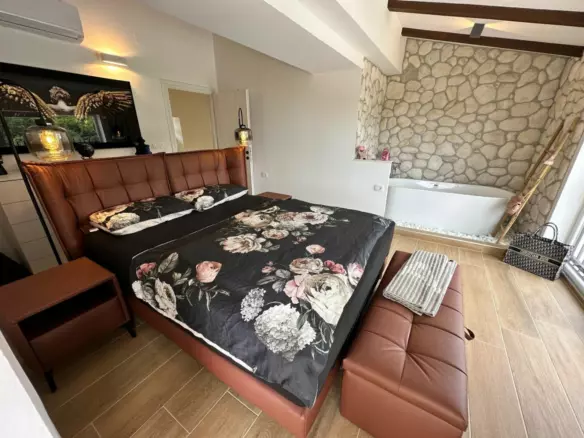 4-bedroom Villa In Poljane, Croatia (328 M²)