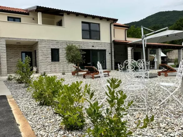 4-bedroom Villa In Poljane, Croatia (328 M²)