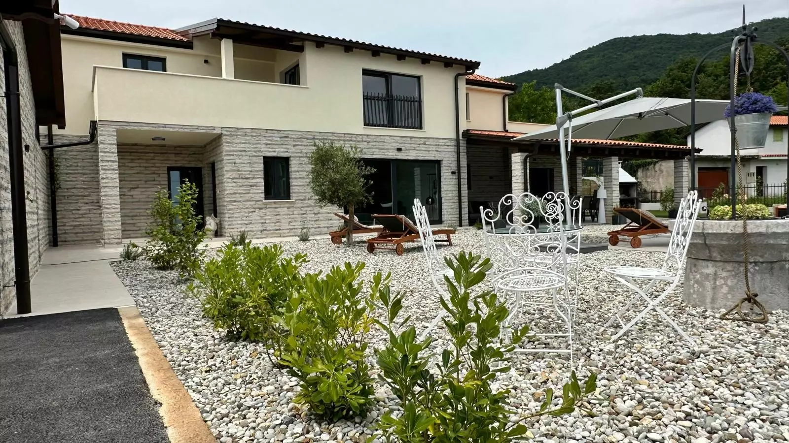 4-bedroom Villa In Poljane, Croatia (328 M²)