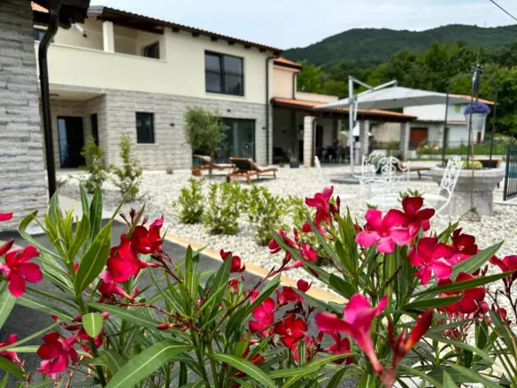 4-bedroom Villa In Poljane, Croatia (328 M²)