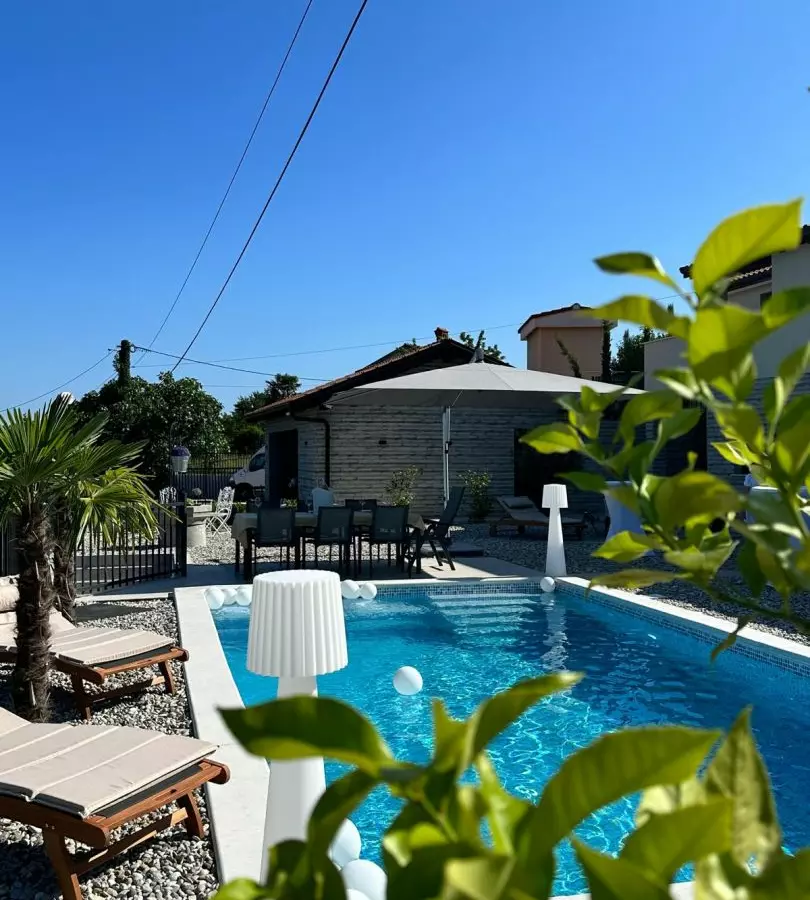 4-bedroom Villa In Poljane, Croatia (328 M²)